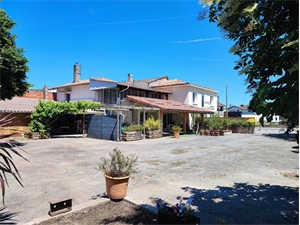 propriete à la vente -   09120  VARILHES, surface 400 m2 vente propriete - UBI474091868